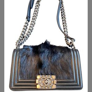 Chanel boy flap crossbody bag with rabbit fur